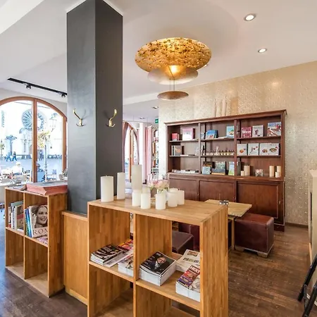 Altstadt & Cafe 3* كوبلنس