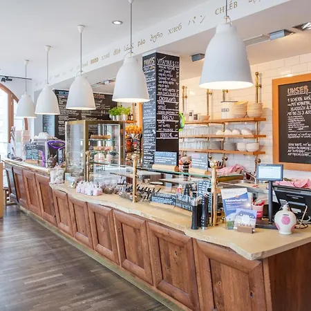 فندق Altstadt & Cafe